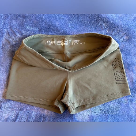 IAB 3” Olive Green Booty Shorts - Picture 2 of 3